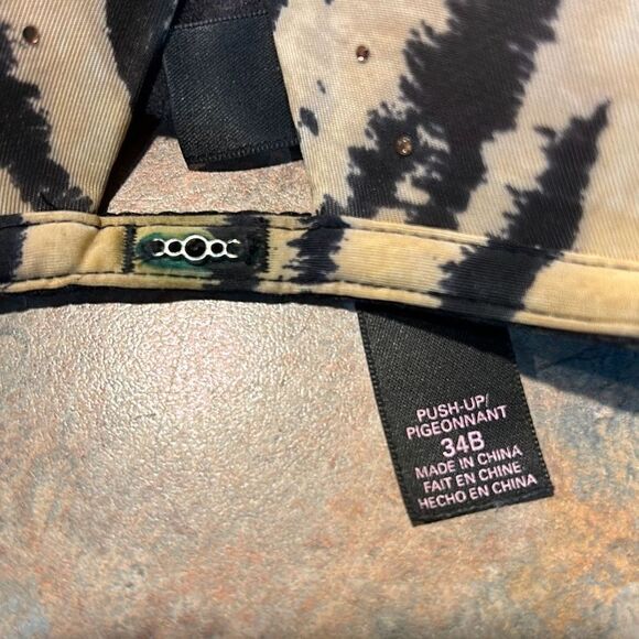 Victoria’s Secret Leopard Print Push Up Bra 34 B Adjustable - Picture 2 of 5